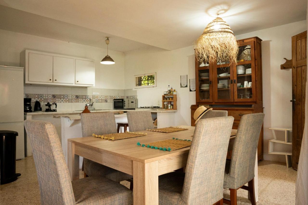 Satya Surf Camp Homestay Tamarist