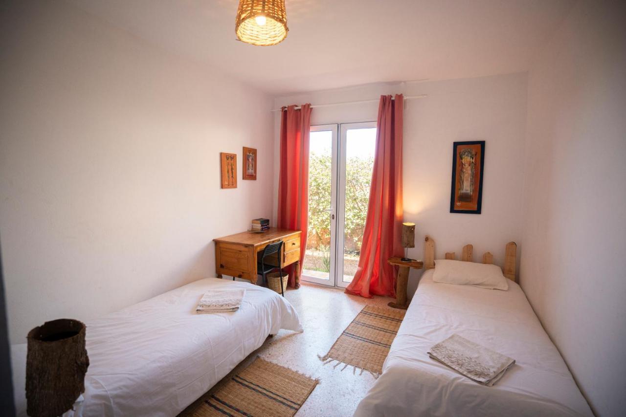 Satya Surf Camp Homestay Tamarist