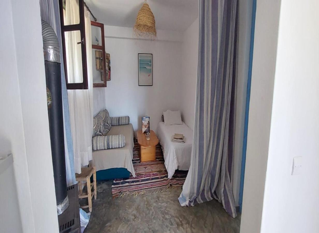 Homestay Satya Surf Camp *